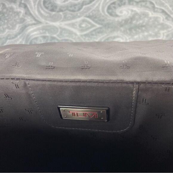 Tumi Nylon Briefcase   - Picture 9 of 10